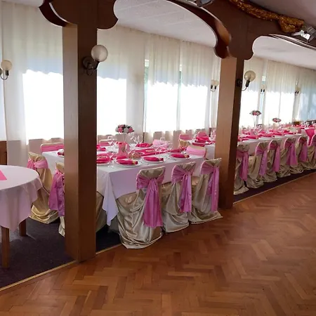 Wald Cafe 3* Simbach am Inn