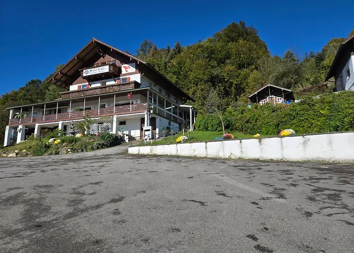 Casa de hóspedes Wald Cafe